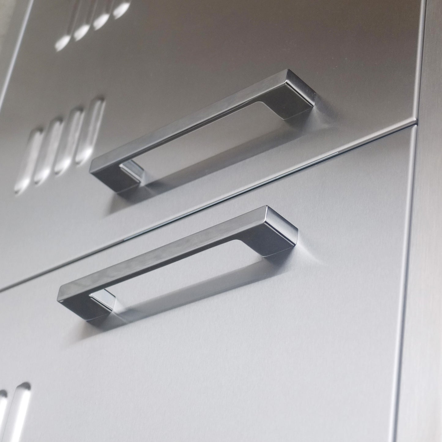 Signature Series Beveled Frame Double Access Door Vented